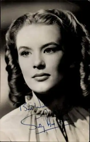 Ak Schauspielerin Sally Ann, Portrait, Autogramm
