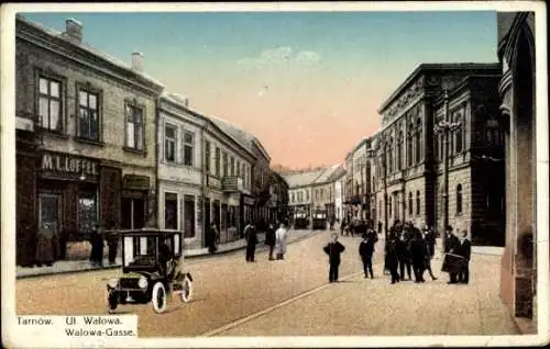 Ak Tarnów Tarnau Polen, Walowa-Gasse, Automobil