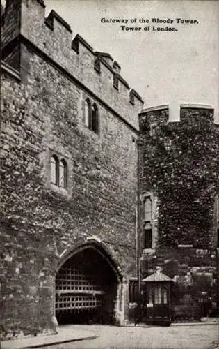 Ak London City England, Gateway of the Bloody Tower, Tower of London