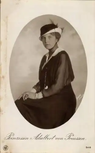 Ak Prinzessin Adalbert von Preußen, Adelheid von Sachsen Meiningen, Portrait, NPG 5418
