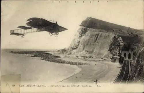 Ak Nos Aéroplanes, Blériot mit Blick auf die Küsten Englands