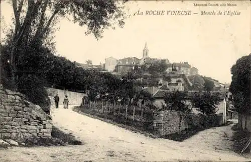 Ak La Roche Vineuse Saône et Loire, Montee de l'Eglise