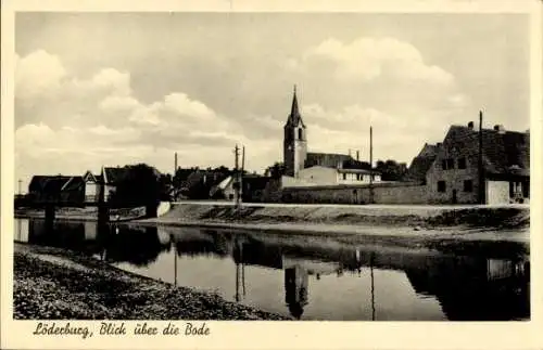 Ak Löderburg Staßfurt im Salzlandkreis, Teilansicht, Bode, Kirche