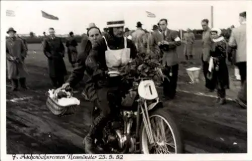 Ak Neumünster in Holstein, 7. Aschenbahnrennen, 25. Mai 1952