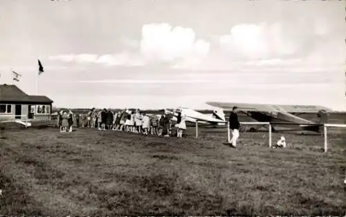 Ak Wyk auf Föhr Nordfriesland. Flugplatz