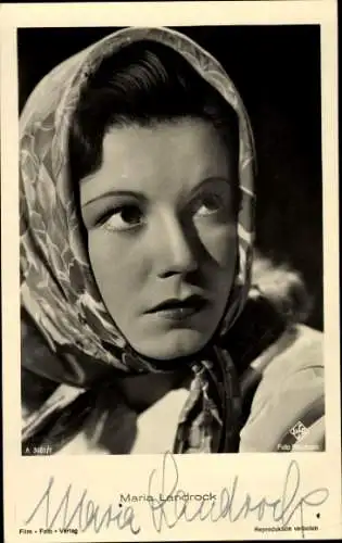 Ak Schauspielerin Maria Landrock, Portrait mit Kopftuch, Film Foto Verlag A 3461/1, UfA, Autogramm