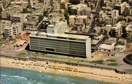 Ak Tel Aviv Jaffa Israel, Luftbild vom Dan Hotel am Strand
