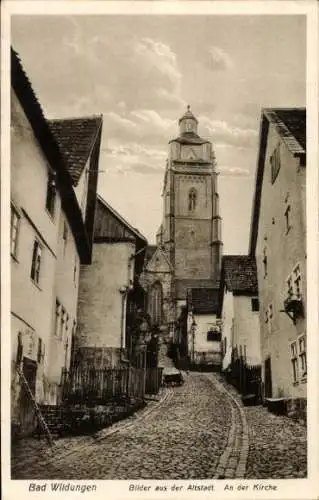 Ak Bad Wildungen in Hessen, Bilder aus der Altstadt, An der Kirche