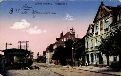 Ak Lehrte, Postraße, Passanten, Hund