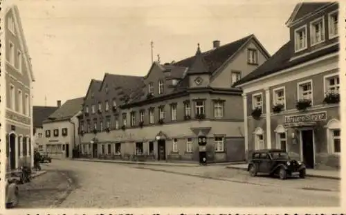 Foto Ak Ergoldsbach, Straßenpartie, Gasthaus Brauerei Stiegler