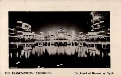 Ak London City England, Französisch-Britische Ausstellung 1908, Ehrenhof bei Nacht