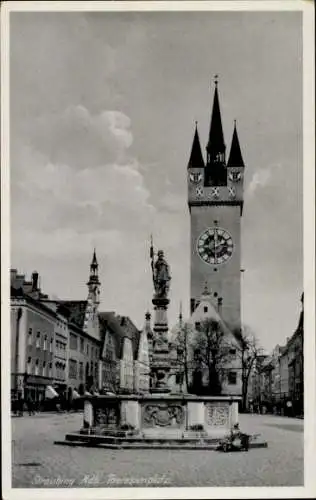 Ak Straubing an der Donau Niederbayern, Theresienplatz, Brunnen, Statue, Turm