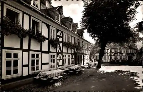 Ak Oberkirchen Schmallenberg Hochsauerland, Gasthof Schütte, Terrasse, Fachwerkhaus