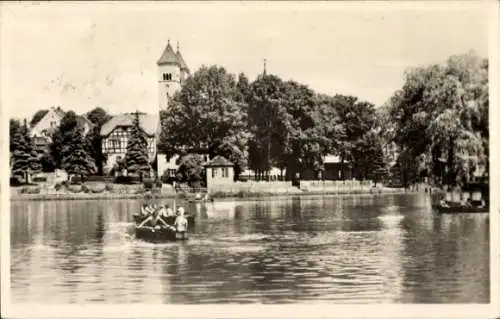 Ak Bad Klosterlausnitz in Thüringen, Am Schwanenteich, Boot