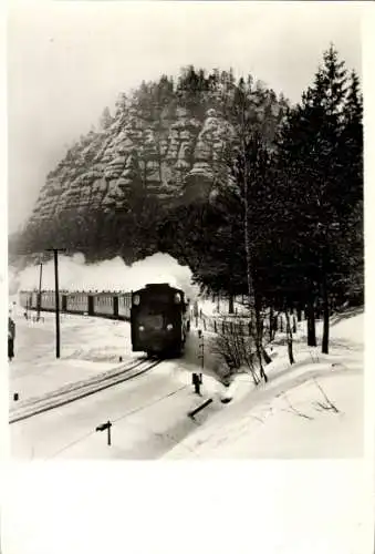 Ak Oybin in Sachsen, Zittauer Gebirge im Winter, Die Schmalspurbahn, Dampflok