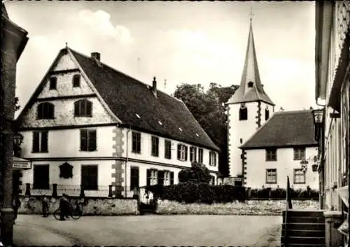 Ak Fränkisch Crumbach im Odenwald, Schloss und Kirche