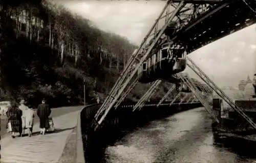 Ak Wuppertal in Nordrhein Westfalen, Schwebebahn