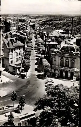 Ak Châtel Guyon Puy de Dôme, Place Brosson, Le Theatre, l'Avenue Baraduc