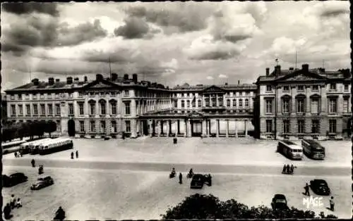 Ak Compiègne Oise, Le Chateau