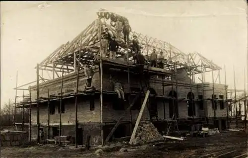 Foto Ak Bylderup Bülderup Nordschleswig Dänemark, Baustelle, Richtfest