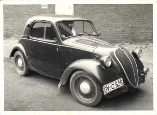 Foto Automobil Baujahr 1942, GV C 525, Fiat