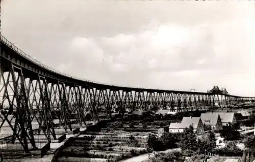 Ak Rendsburg in Schleswig Holstein, Blick auf die Hochbrücke