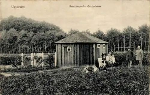 Ak Uetersen in Holstein, Seminarpark, Gartenhaus