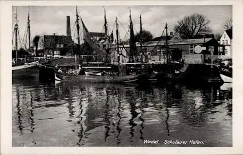 Ak Wedel Schulau in Schleswig Holstein, Partie im Schulauer Hafen, Fischerboote