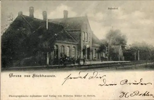 Ak Stickhausen Detern in Ostfriesland, Bahnhof, Gleisseite
