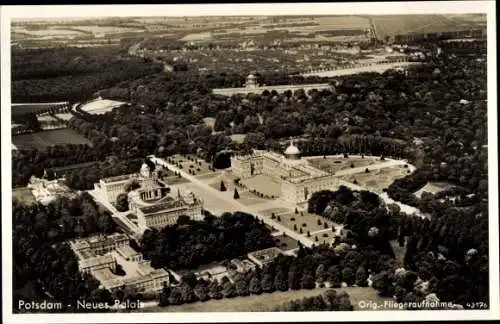 Ak Potsdam, Neues Palais, Fliegeraufnahme