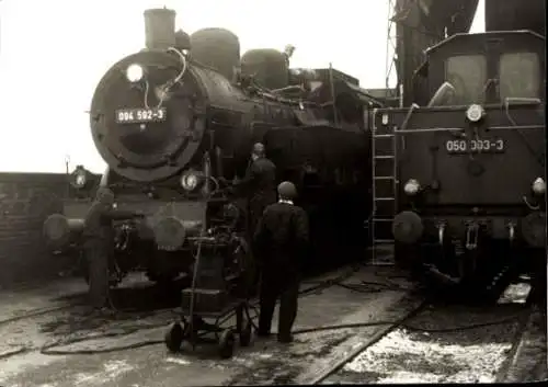Foto Belgische Eisenbahn, Lokomotiven Nr 094 592 3, 050 003 3