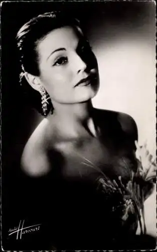 Ak Schauspielerin und Sängerin Carmen Sevilla, Portrait