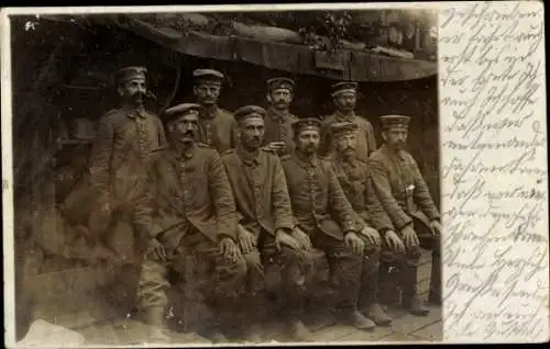 Foto Ak Deutsche Soldaten in Uniformen, Gruppenbild, Kaiserzeit