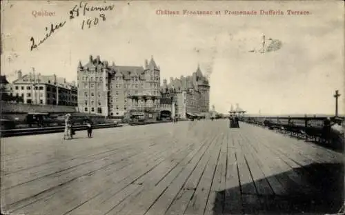Ak Quebec, Kanada, Château Frontenac und Promenade Dufferin Terrace