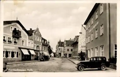 Ak Frontenhausen in Niederbayern, Straßenpartie, Auto, Hotel Röhrl