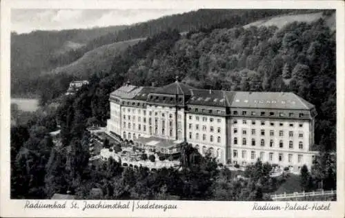Ak Jáchymov Sankt Joachimsthal Region Karlsbad, Radiumbad, Radium-Palast-Hotel