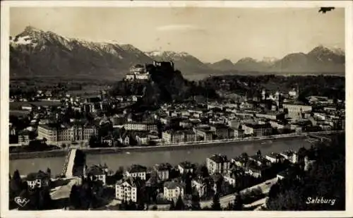 Ak Salzburg in Österreich, Totalansicht, Kapuzinerberg, Untersberg