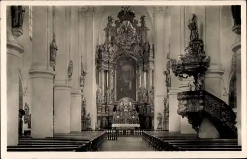 Ak Straubing an der Donau Niederbayern, Innenraum Kirche, Kanzel, Altar