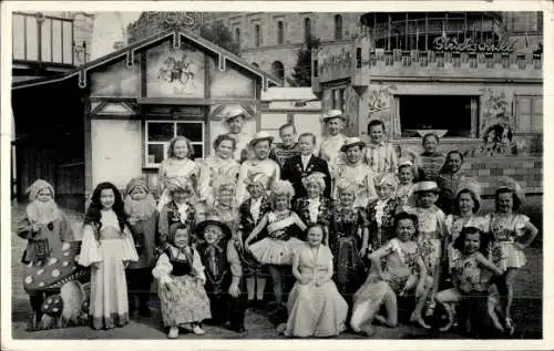 Ak C.H. Schäfers Zirkus Stadt Liliput, Liliputaner, München Solln, Memlingstraße 11