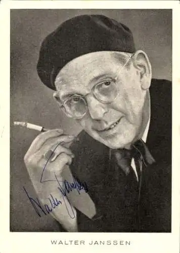Ak Schauspieler Walter Janssen, Portrait, Zigarette in Spitze, Autogramm