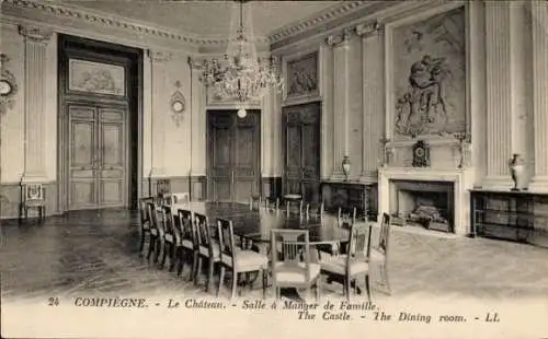 Ak Compiègne Oise, Schloss, Esszimmer