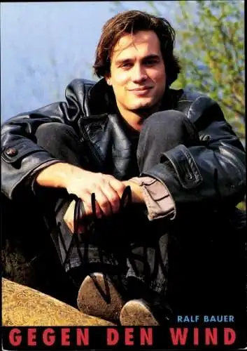 Ak Schauspieler Ralf Bauer, Portrait, Autogramm, Gegen den Wind, ARD