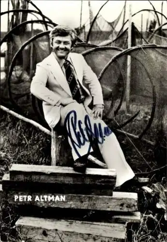 Ak Schauspieler Petr Altmann, Portrait, Autogramm, Fischernetze