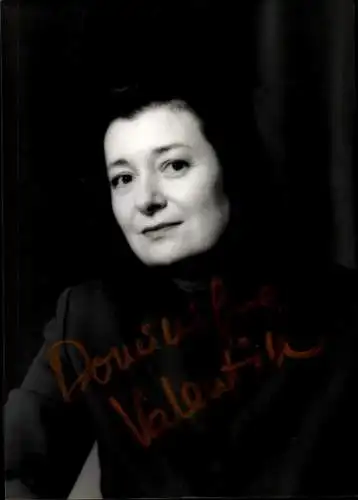 Ak Schauspielerin Dominique Valentin, Portrait, Autogramm