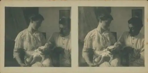 Stereo Foto Familienportrait, Frau mit Baby, Mann, 1915