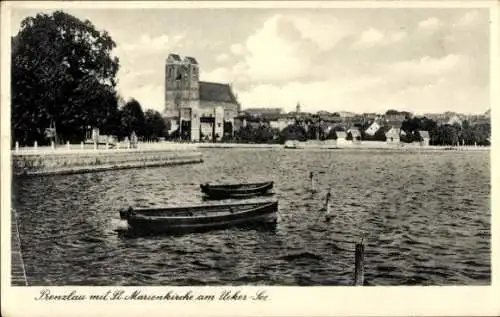 Ak Prenzlau in der Uckermark, St. Marienkirche am Uckersee, Boote