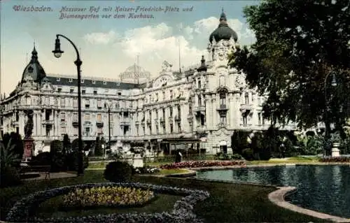 Ak Wiesbaden in Hessen, Nassauer Hof, Blumengarten, Kurhaus, Kaiser Friedrich-Platz