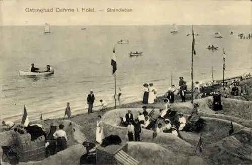 Ak Ostseebad Dahme in Holstein, Strandleben, Badegäste, Boote, Strandkörbe