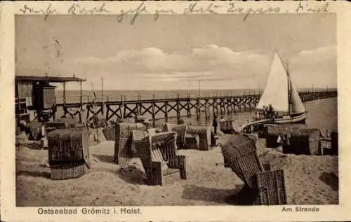 Ak Ostseebad Grömitz in Holstein, Strand, Steg, Strandkörbe, Segelboot
