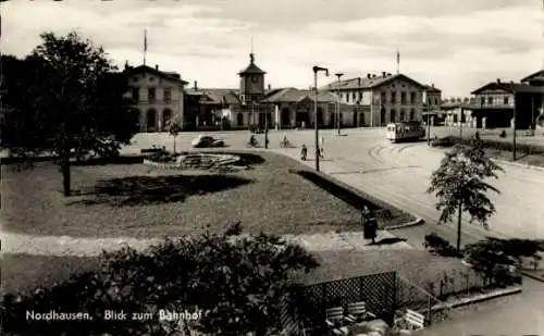 Ak Nordhausen Harz, Blick zum Bahnhof, Straßenbahn